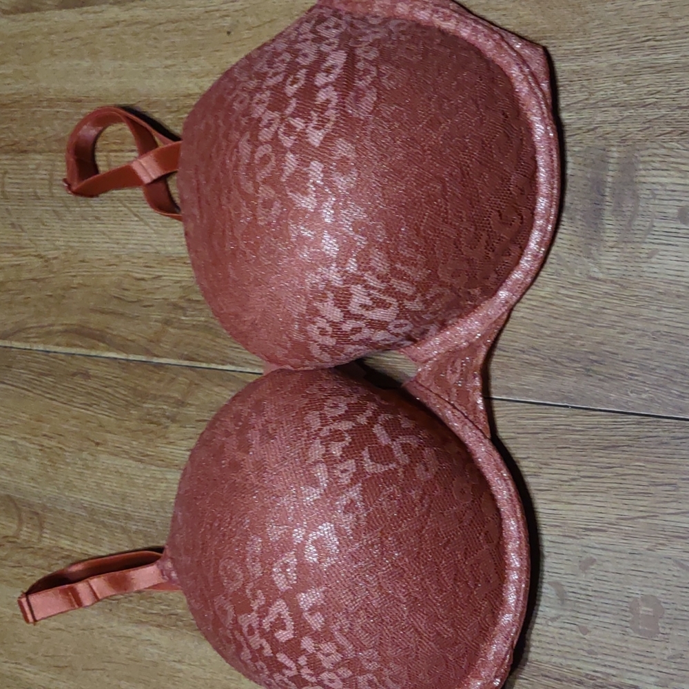 Victoria's secret bra size 36d